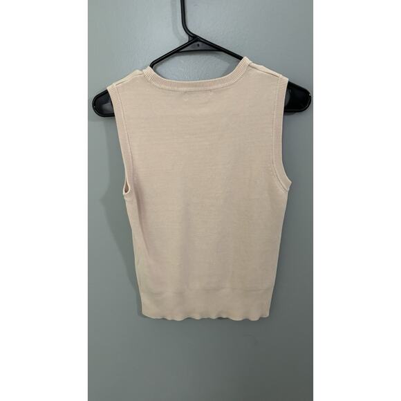 Casual Corner Woman’s Top - Picture 3 of 3